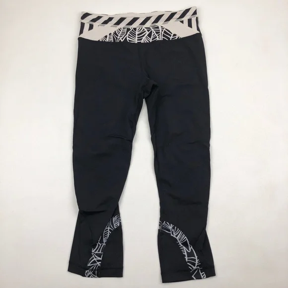 Lululemon Inspire Crop
Black / Pretty Palm Black Angel Wing - Picture 3 of 8